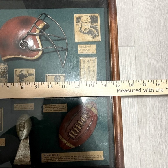 Vntg Wood Football Shadow Box Canton Bulldogs Bronko Nagurski Marion Motley - Picture 11 of 11